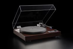 Dual CS 618Q Manual HiFi-Turntable -Audio Bliss Boutique CS 618Q Braun 02 1920x1280 70efb727 c34b 4863 8848 f74eccf9b473