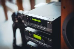 Cyrus CD Xt Signature – CD Transport -Audio Bliss Boutique Cyrus Lifestyle 241117 0053