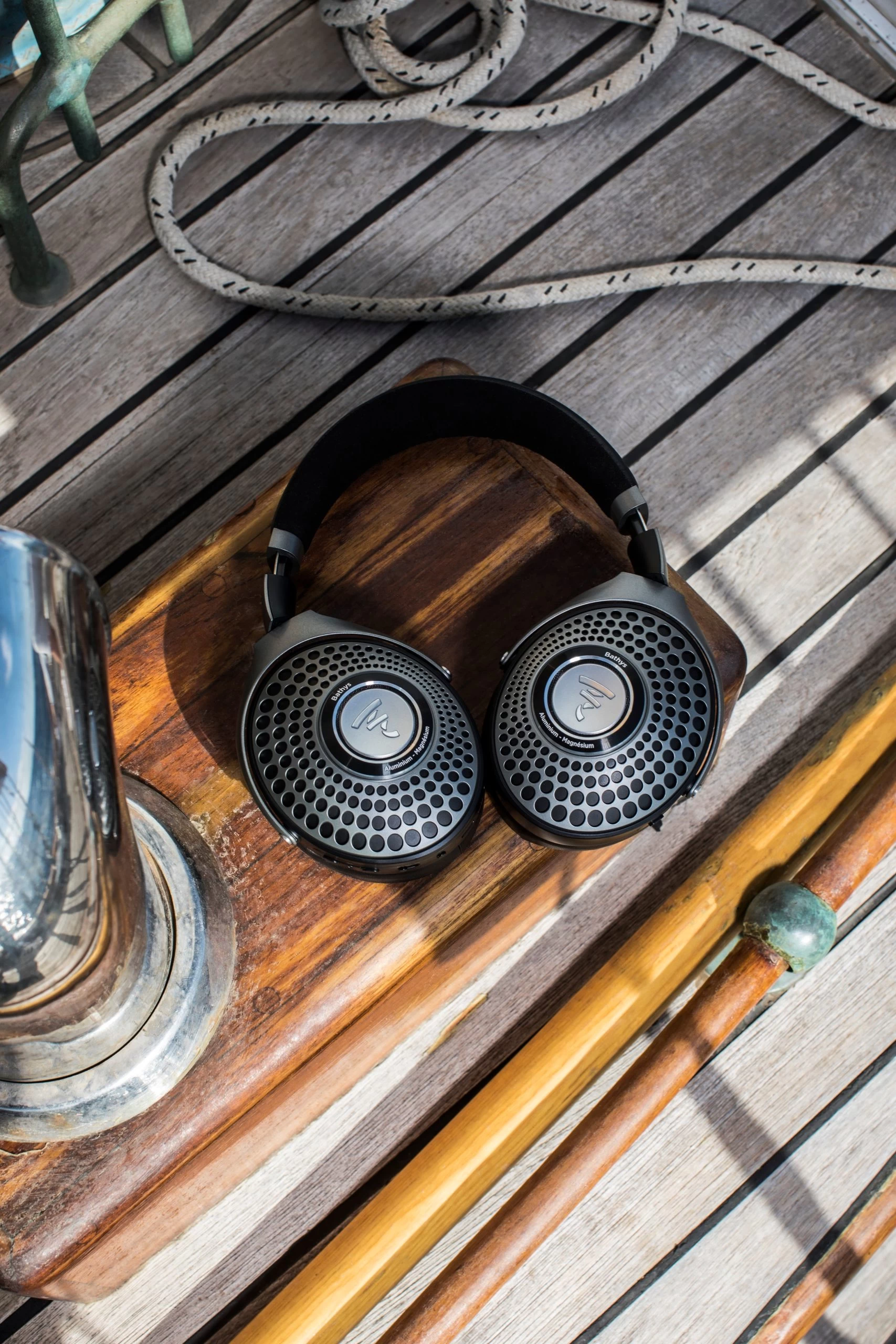 Focal BATHYS Closed-back Wireless Headphones With Active Noise Canceling 8 Focal BATHYS Closed-back Wireless Headphones With Active Noise Canceling - Image 6