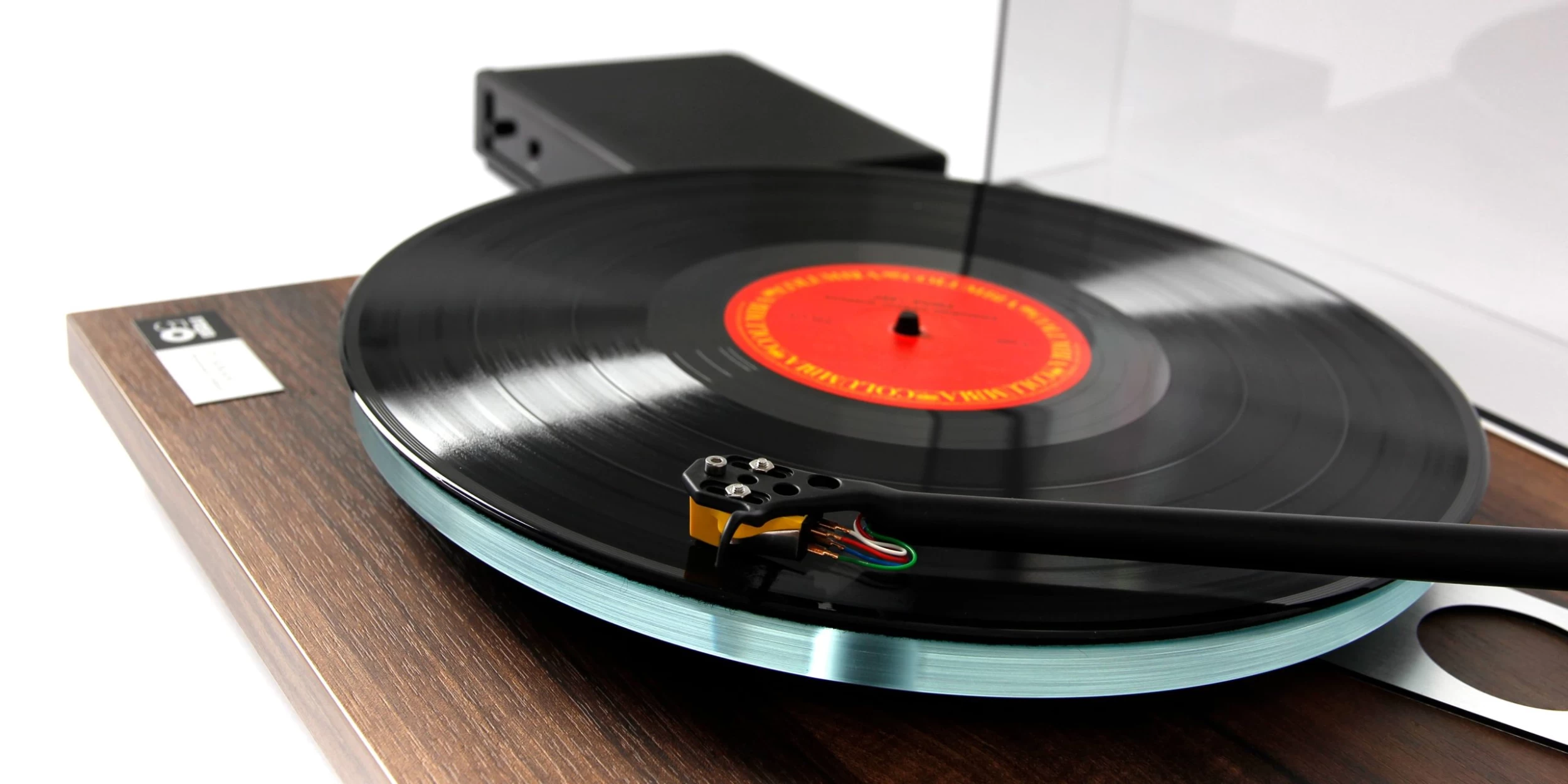 Rega Planar 3 Turntable - 50th Anniversary Edition 4 Rega Planar 3 Turntable - 50th Anniversary Edition - Image 2