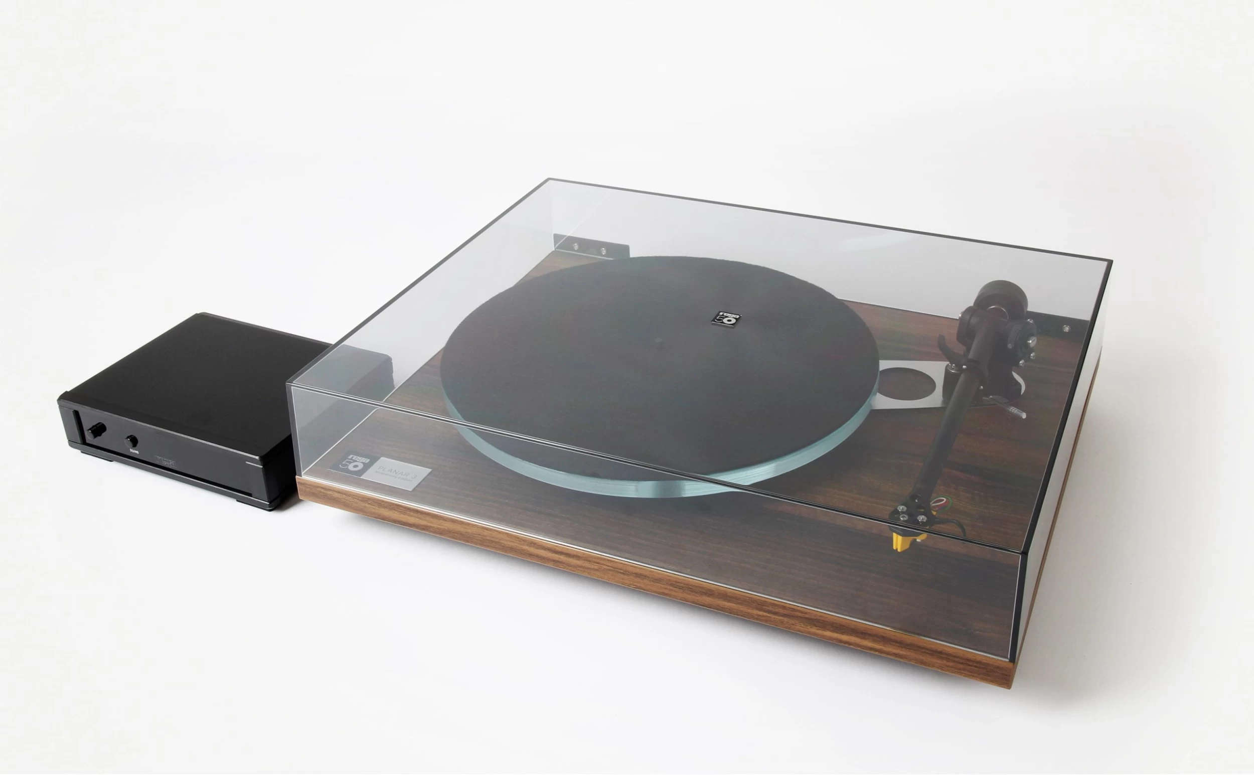 Rega Planar 3 Turntable - 50th Anniversary Edition 5 Rega Planar 3 Turntable - 50th Anniversary Edition - Image 3