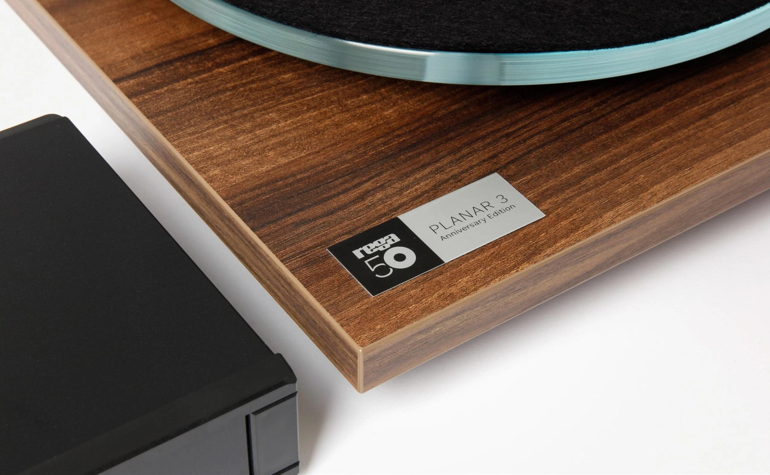 Rega Planar 3 Turntable - 50th Anniversary Edition 12 Rega Planar 3 Turntable - 50th Anniversary Edition - Image 10