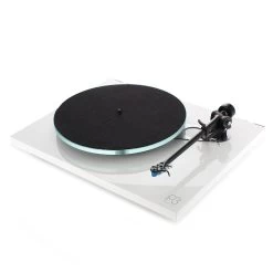 Rega Planar 3 Turntable -Audio Bliss Boutique Planar3WHT