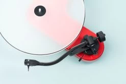 Pro-Ject RPM 1 Carbon Manual Turntable With 8.6'' Carbon Tonearm