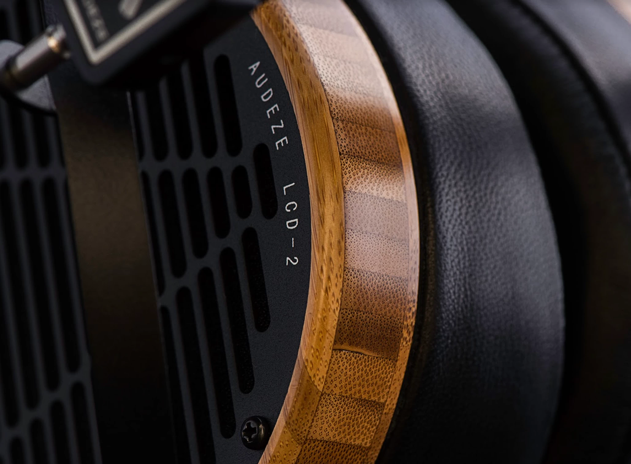 Audeze LCD-2 Planar Magnetic Headphones W/ Bamboo Wood Rings 4 Audeze LCD-2 Planar Magnetic Headphones W/ Bamboo Wood Rings - Image 2
