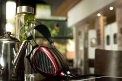 Dan Clark Audio AEON Flow 2 Closed Back Portable Audiophile Headphones -Audio Bliss Boutique aeonstyle