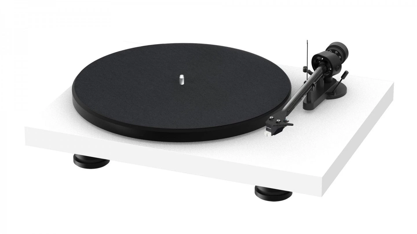 Pro-Ject Debut Carbon EVO Turntable With Sumiko Rainier Cartridge 11 Pro-Ject Debut Carbon EVO Turntable With Sumiko Rainier Cartridge - Image 9