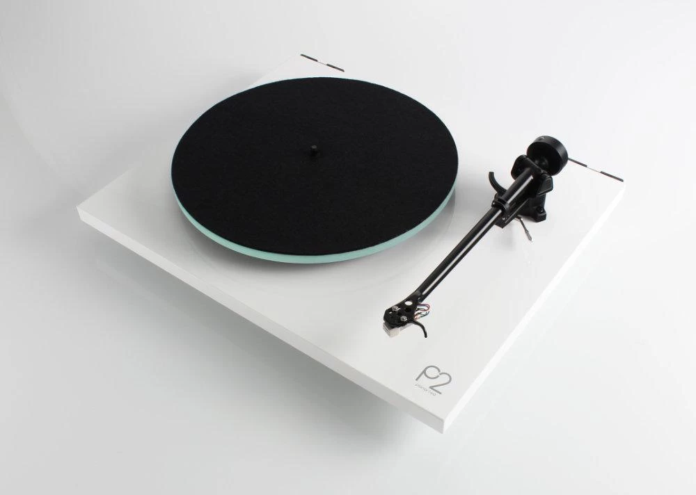 Rega Planar 2 Turntable With RB220 Tonearm And Carbon MM Cartridge 7 Rega Planar 2 Turntable With RB220 Tonearm And Carbon MM Cartridge - Image 5