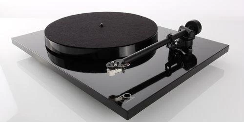 Rega Planar 1 Turntable With RB110 Tonearm And Carbon MM Cartridge 4 Rega Planar 1 Turntable With RB110 Tonearm And Carbon MM Cartridge - Image 2