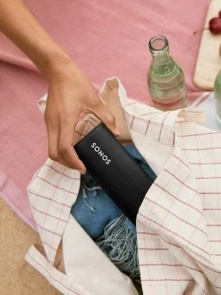 Sonos Roam Portable Speaker & Wireless Charger Set -Audio Bliss Boutique roam lifestyle outdoor beach 79834d1b 4e21 4479 bff2 0e83462d178d